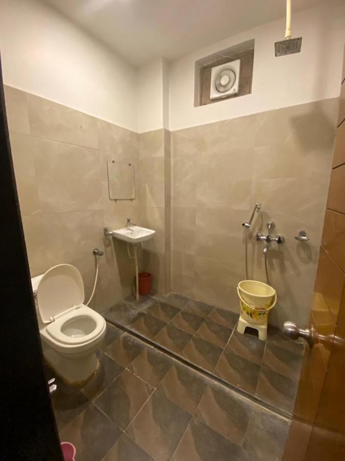 Hotel Raghupati Ayodhya Eksteriør billede