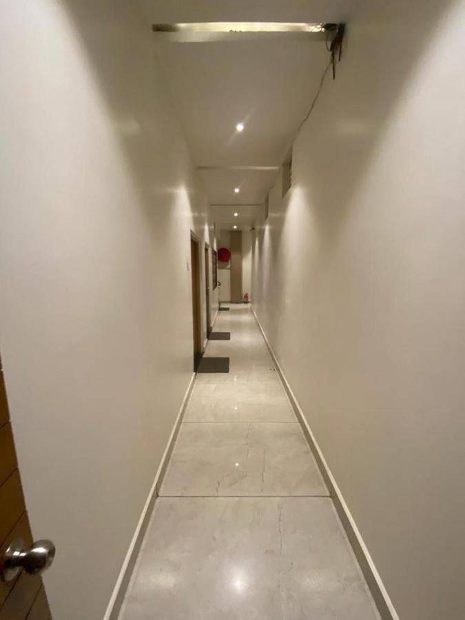 Hotel Raghupati Ayodhya Eksteriør billede
